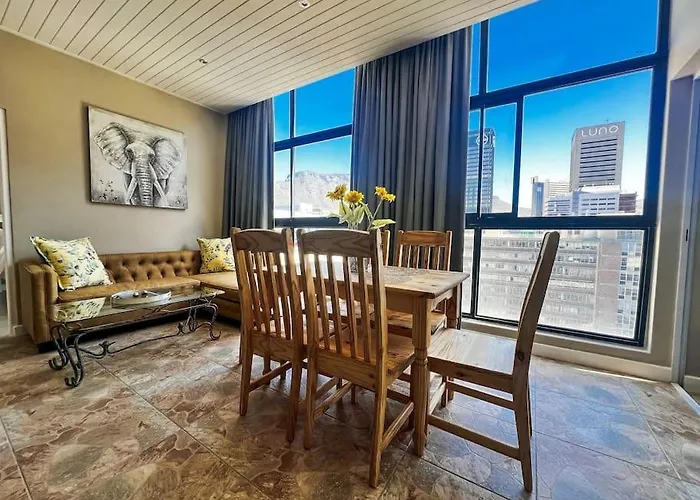 Cozy Two Bedroom Central Cpt Apartment Fully Equipped