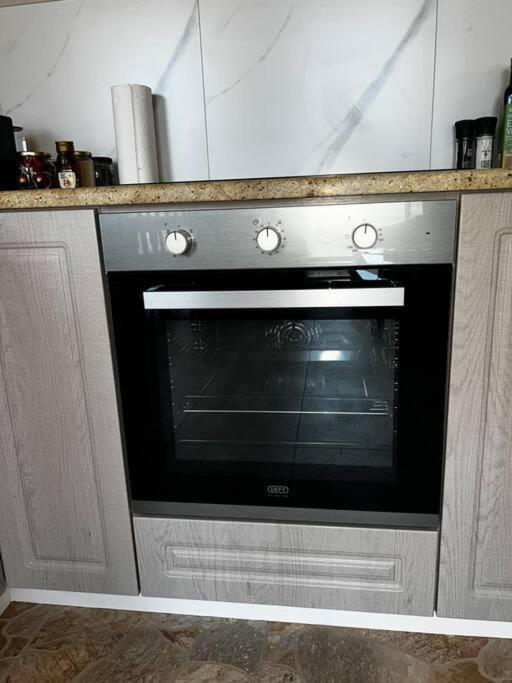 Cozy Two Bedroom Cpt Fully Equipped Apartment